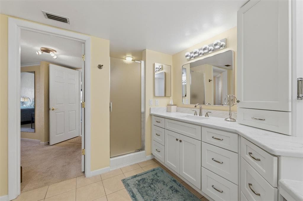 2775 KIPPS COLONY DRIVE S 305 photo 18