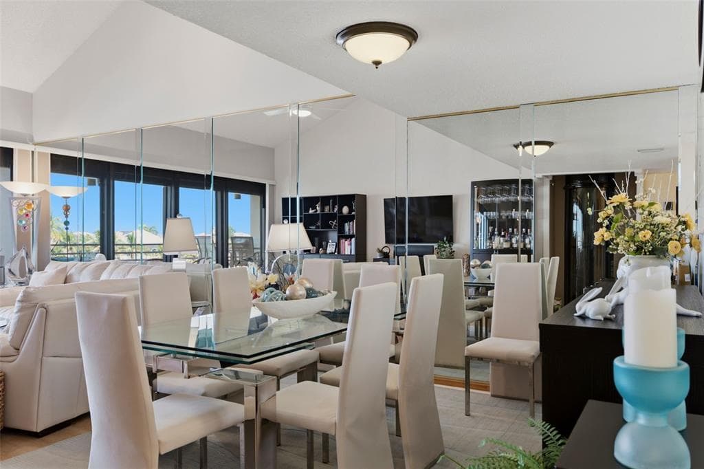 2775 KIPPS COLONY DRIVE S 305 photo 15