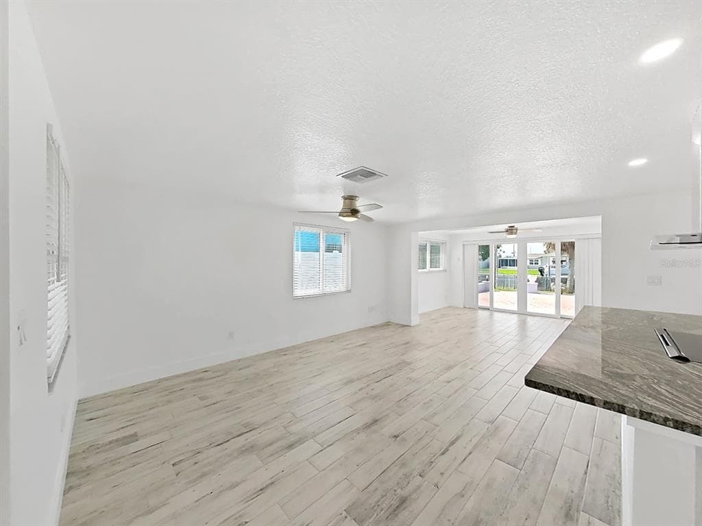 4156 FLORAMAR TERRACE photo 9