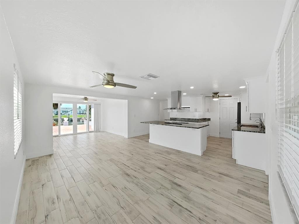 4156 FLORAMAR TERRACE photo 10