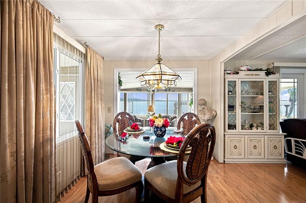 15 SUNRISE TRAIL photo 11