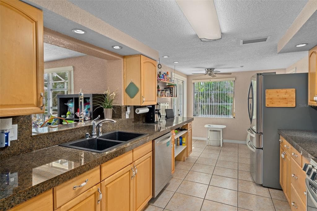 5410 FLORA AVENUE photo 18
