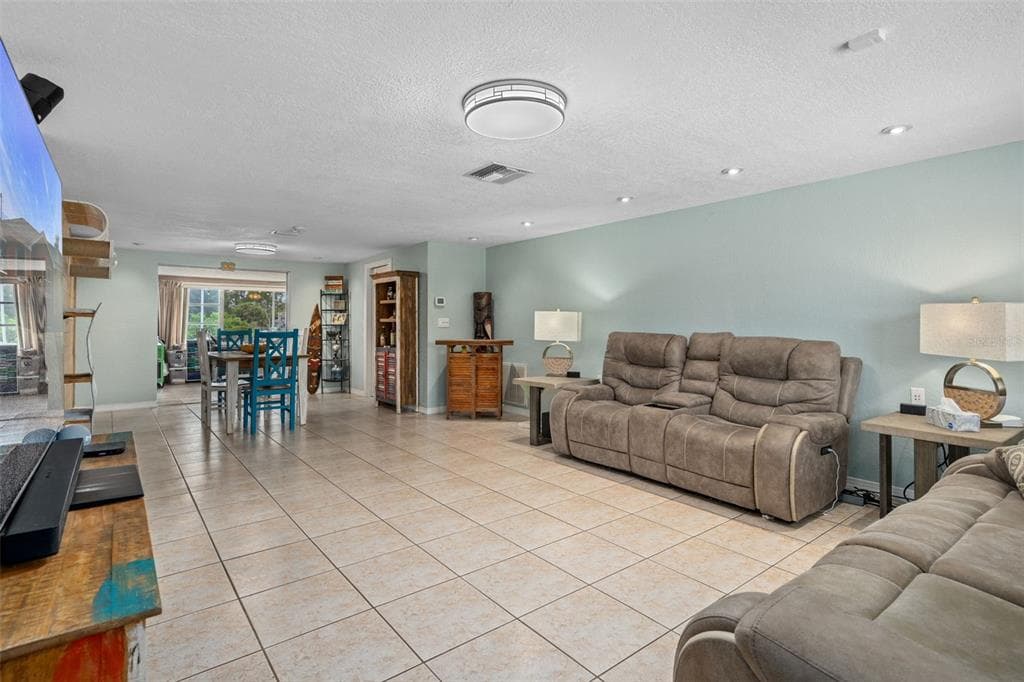 5410 FLORA AVENUE photo 15