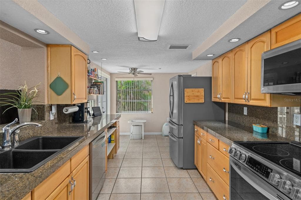 5410 FLORA AVENUE photo 19