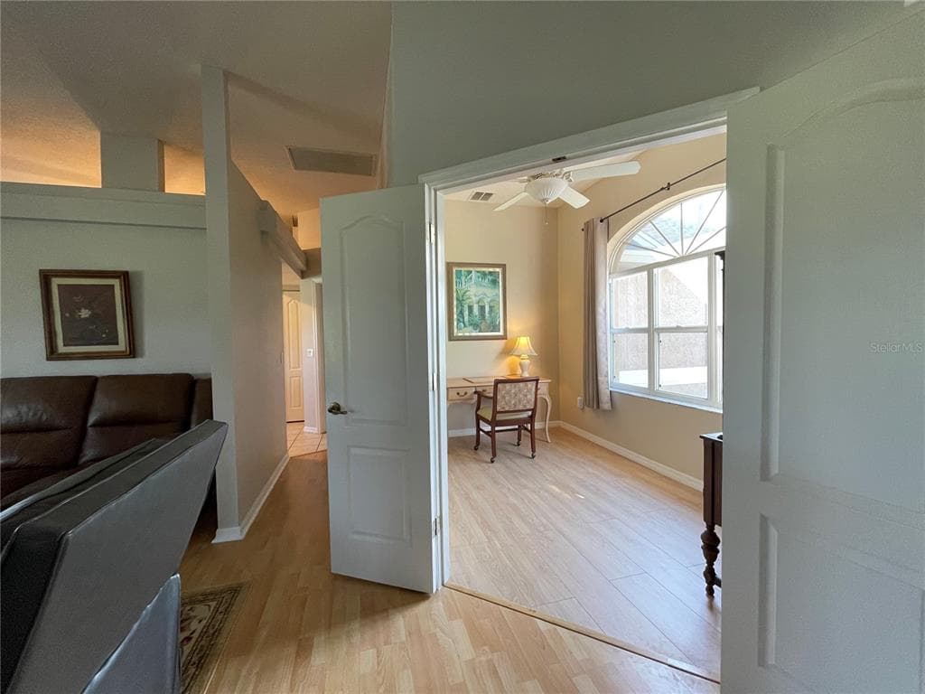 511 ROTONDA CIRCLE photo 6