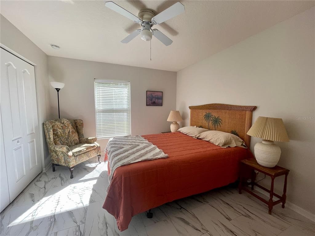 511 ROTONDA CIRCLE photo 18
