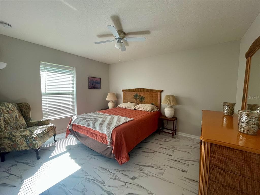 511 ROTONDA CIRCLE photo 19
