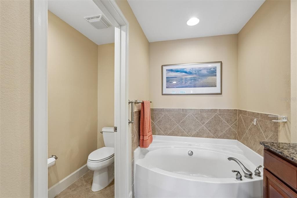 808 3RD AVENUE W 809 photo 17