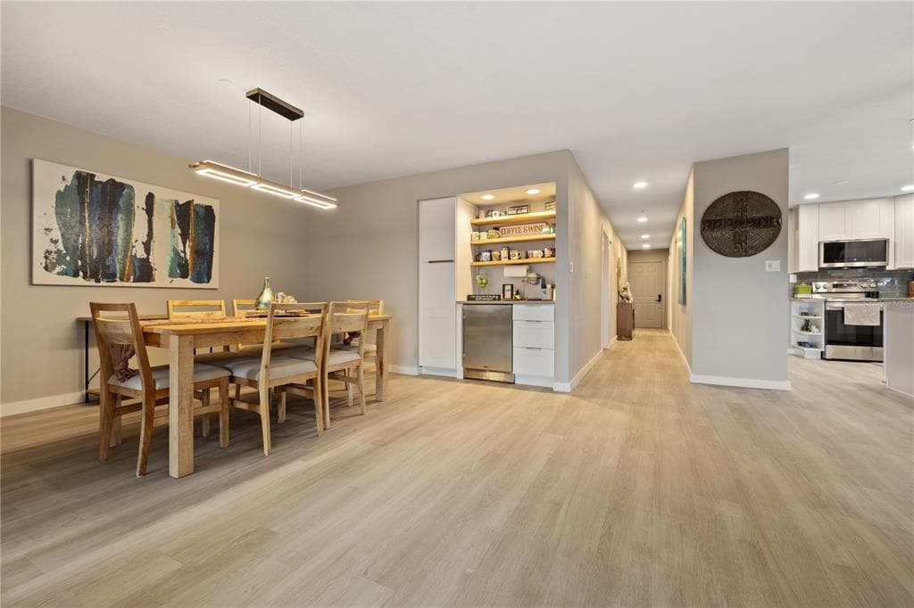 2780 N RIVERSIDE DRIVE 805 photo 13