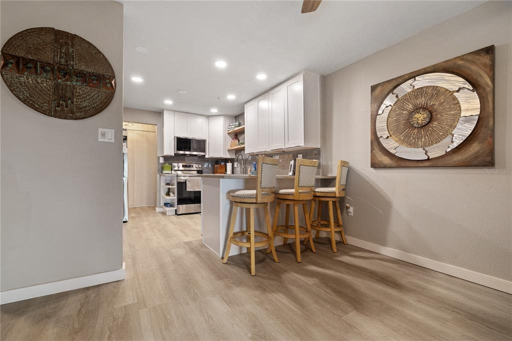 2780 N RIVERSIDE DRIVE 805 photo 14