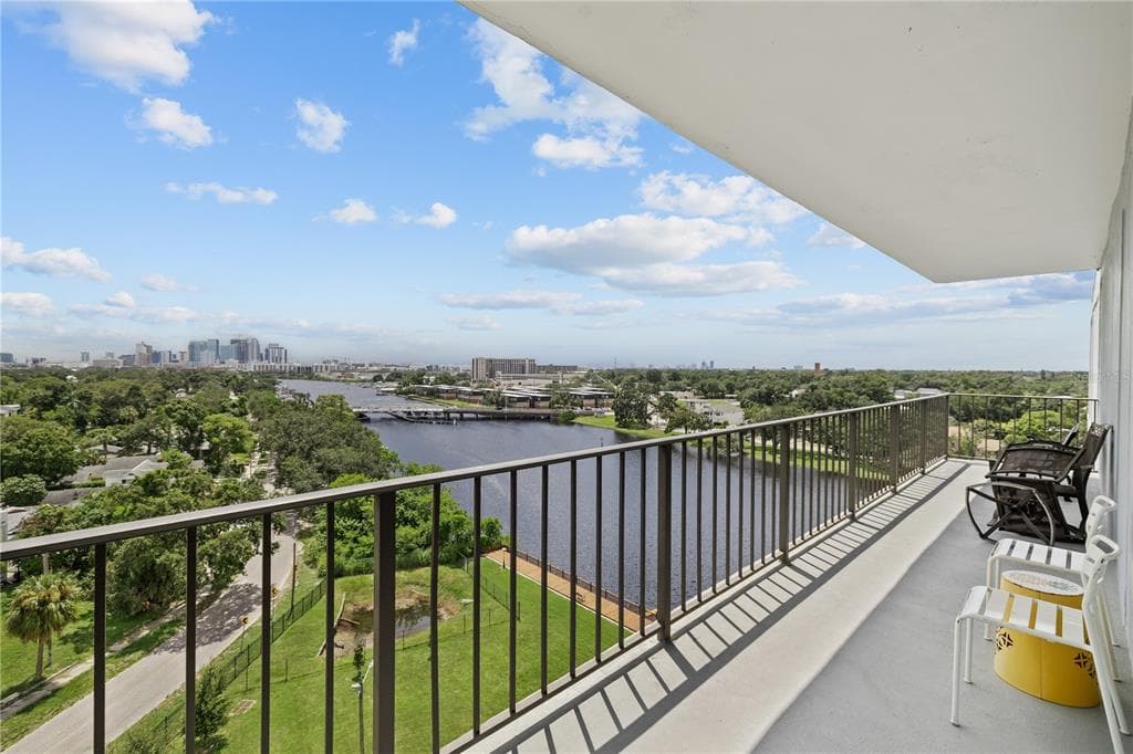 2780 N RIVERSIDE DRIVE 805 photo 8