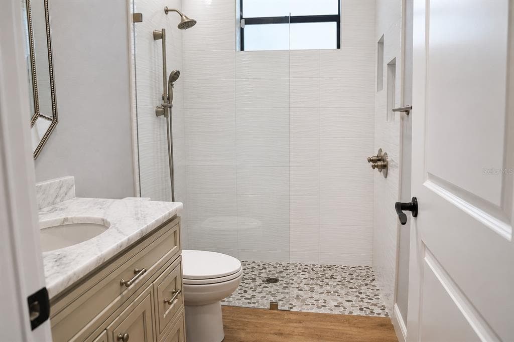 2197 NITA TERRACE photo 20