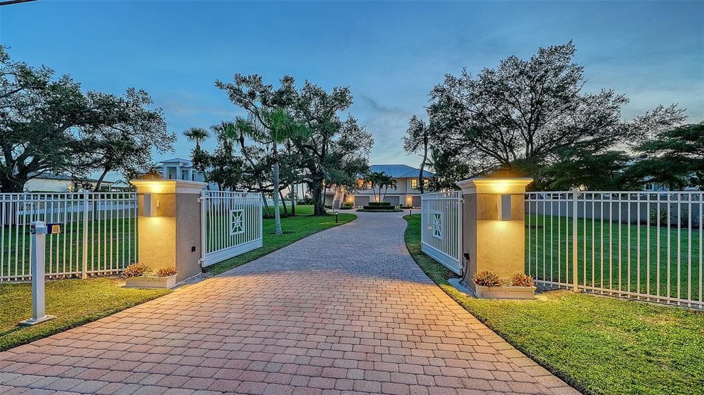 1115 BAYSHORE DRIVE photo 9