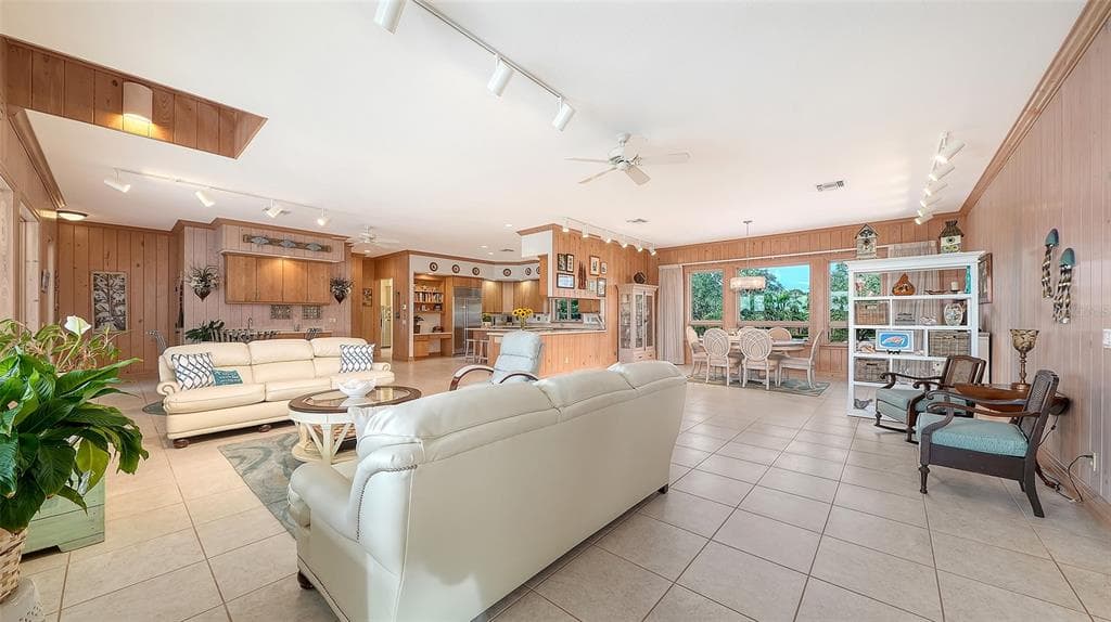 1115 BAYSHORE DRIVE photo 25