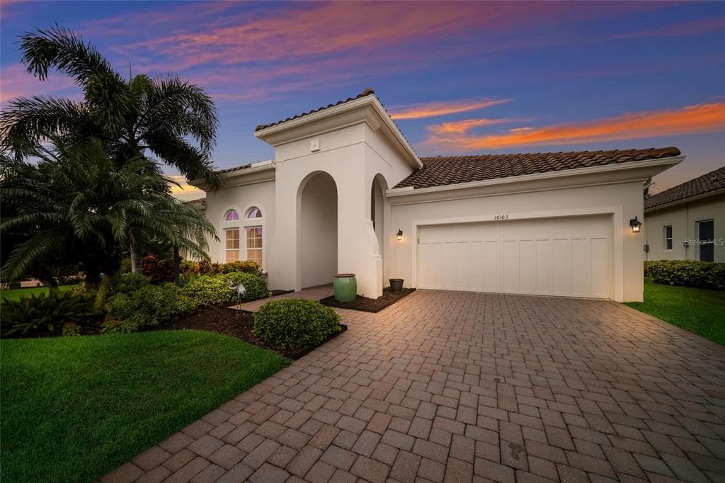 10103 CARNOUSTIE PLACE photo 7