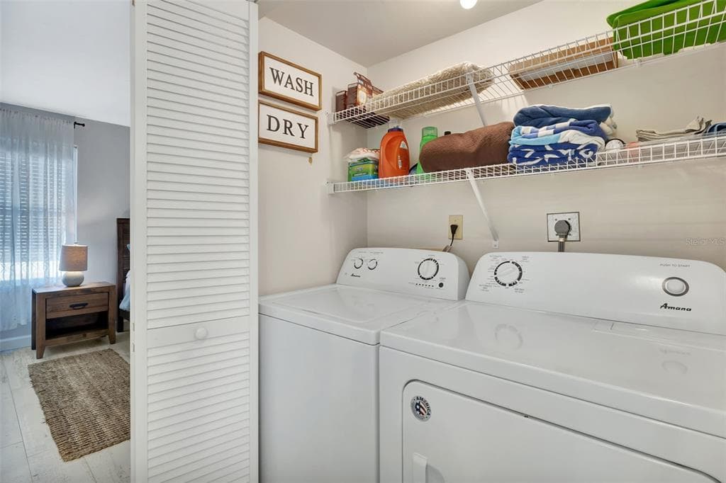 1130 W PEPPERTREE LANE 118 photo 22