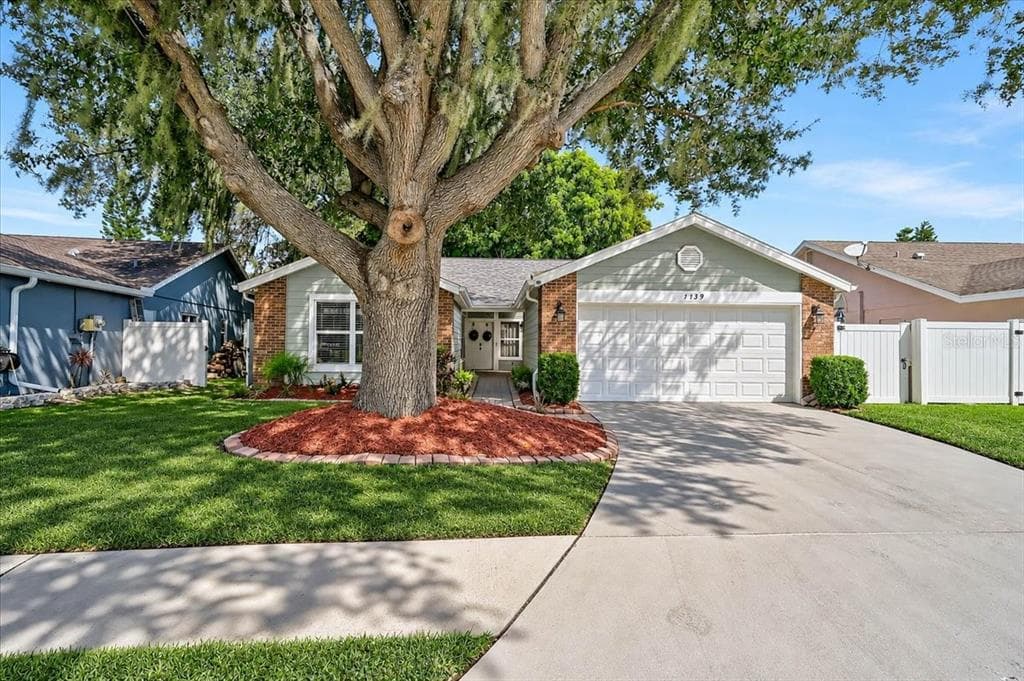 7739 33RD LANE E photo 1