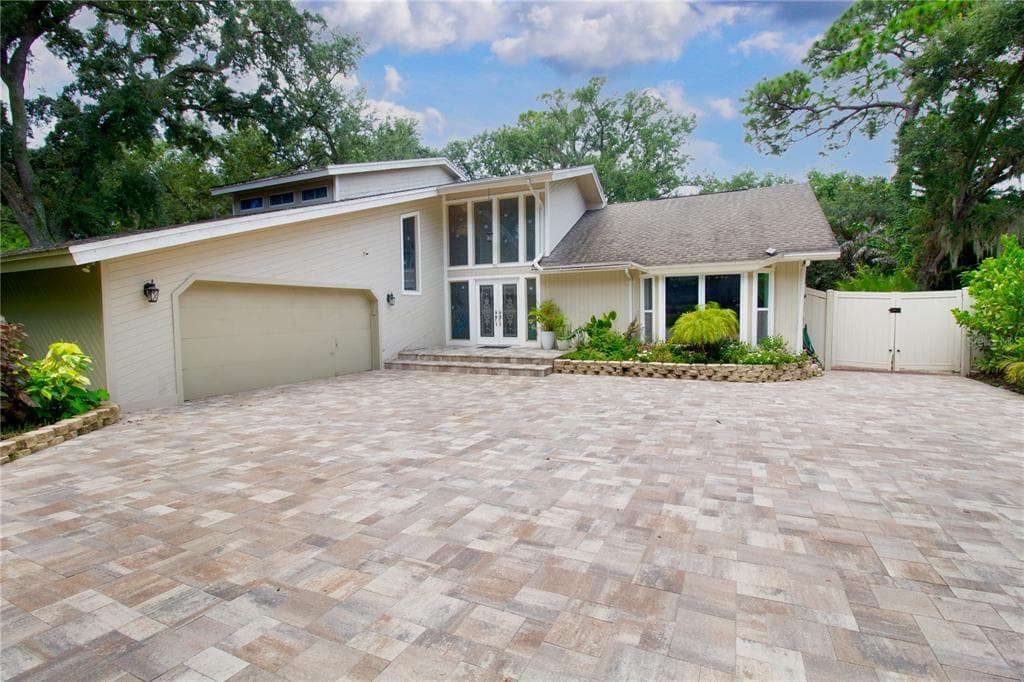 70 BAY WOODS DRIVE photo 2