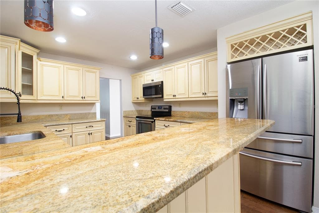 70 BAY WOODS DRIVE photo 6