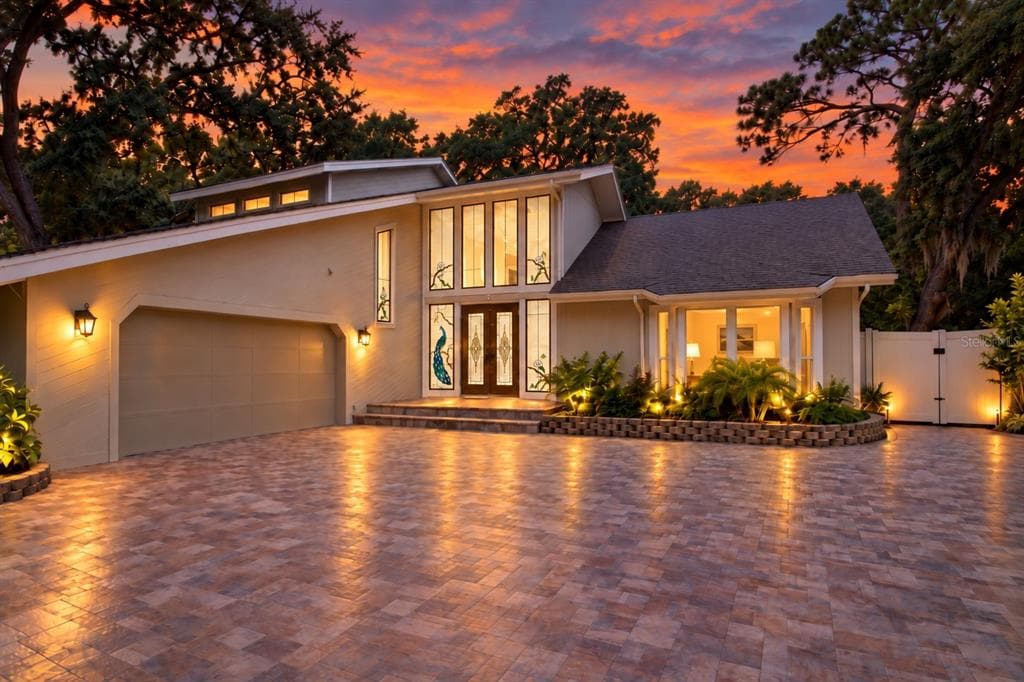 70 BAY WOODS DRIVE photo 1