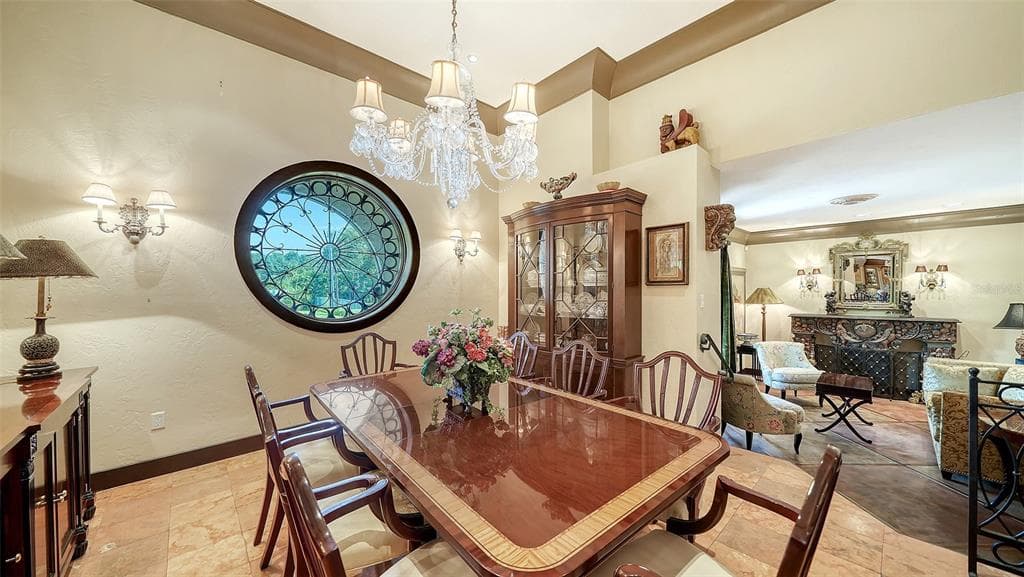 1853 FIESTA DRIVE photo 20