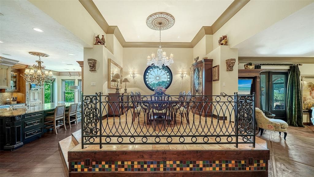 1853 FIESTA DRIVE photo 18