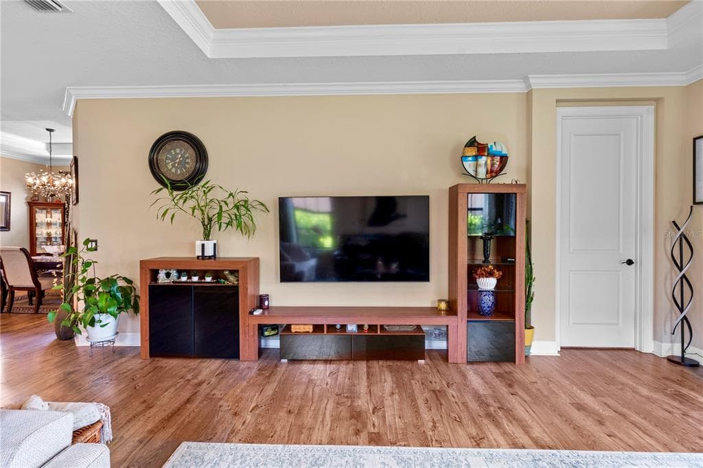 5548 SENTIERO DRIVE photo 12