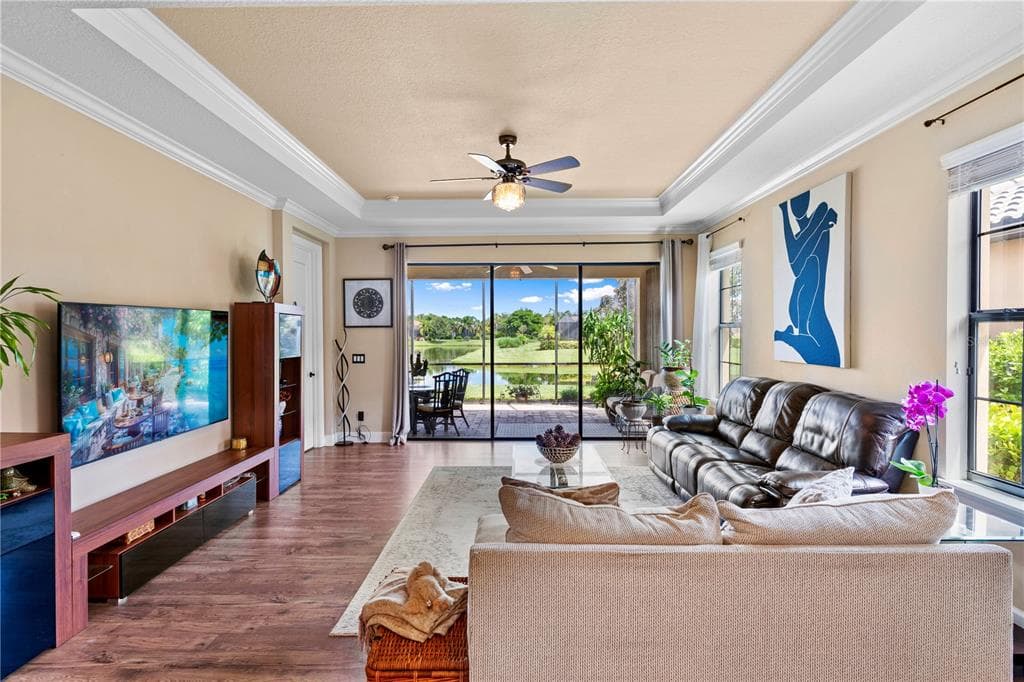 5548 SENTIERO DRIVE photo 9