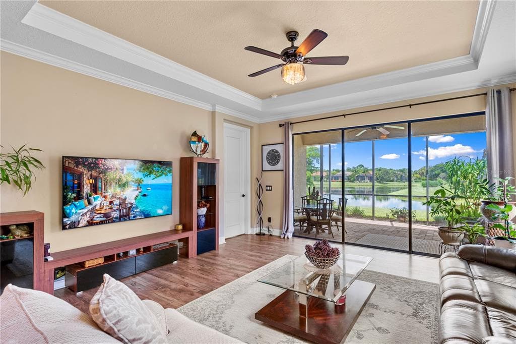5548 SENTIERO DRIVE photo 10
