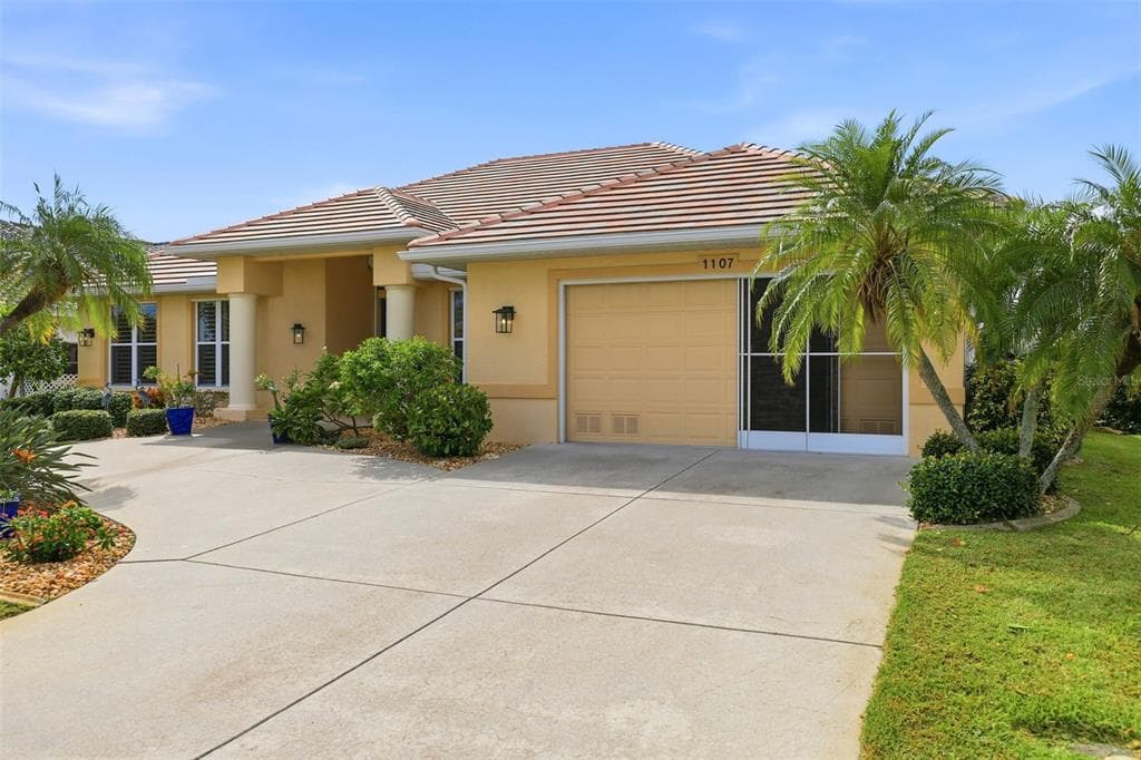 1107 RUM CAY COURT photo 2