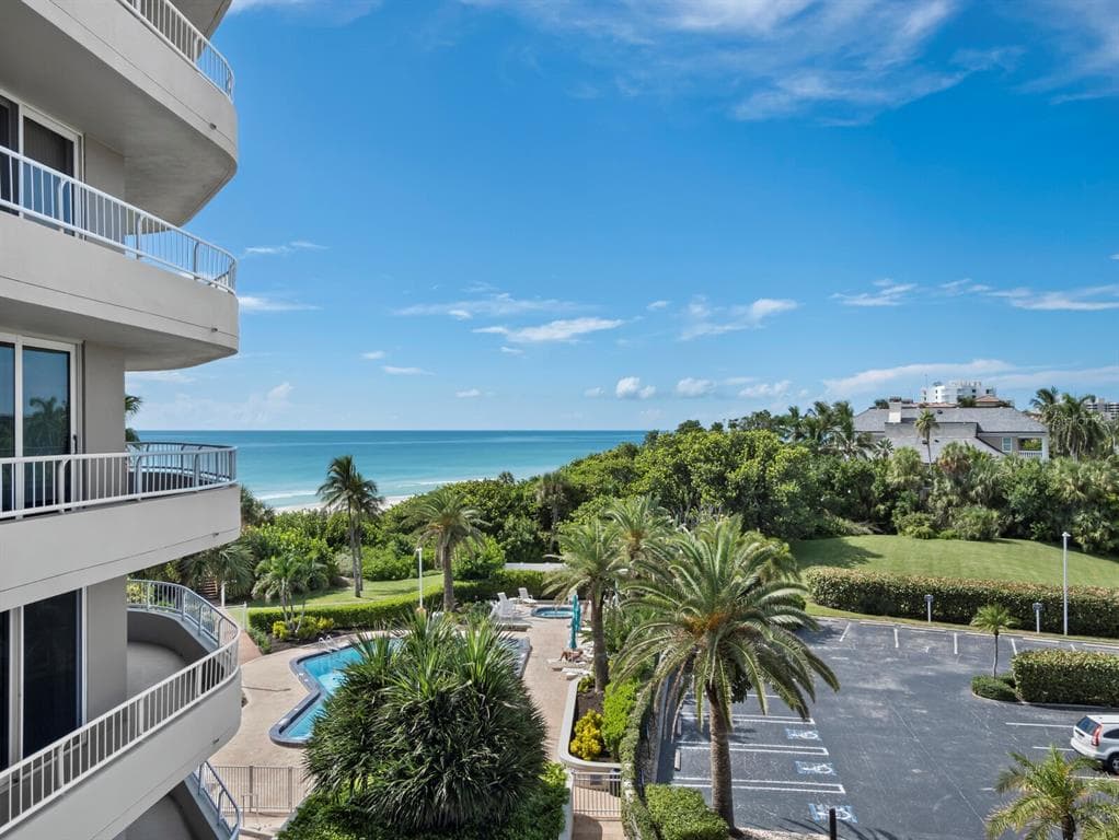 775 LONGBOAT CLUB ROAD 405 photo 5