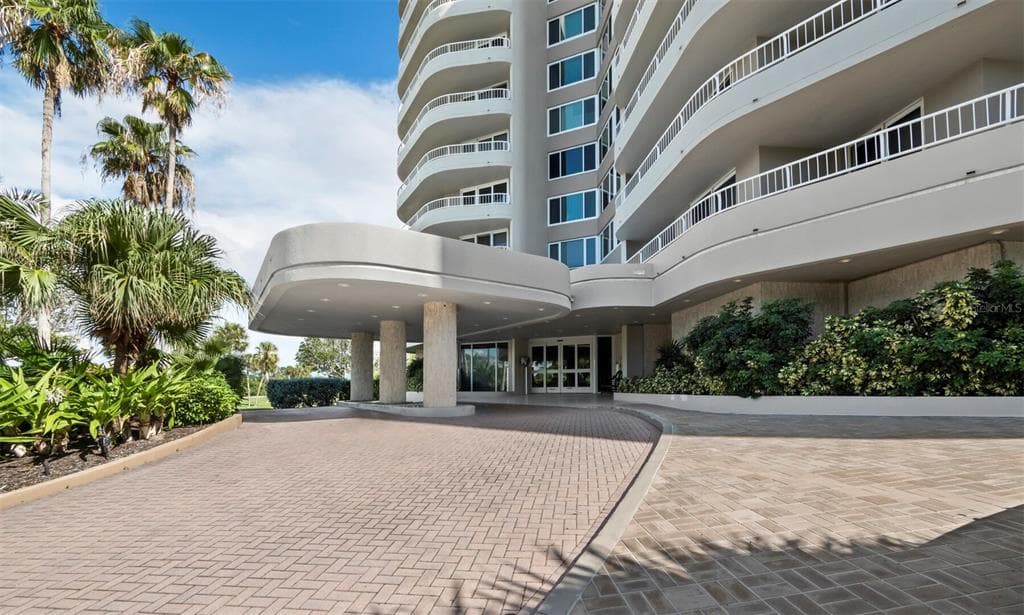 775 LONGBOAT CLUB ROAD 405 photo 24