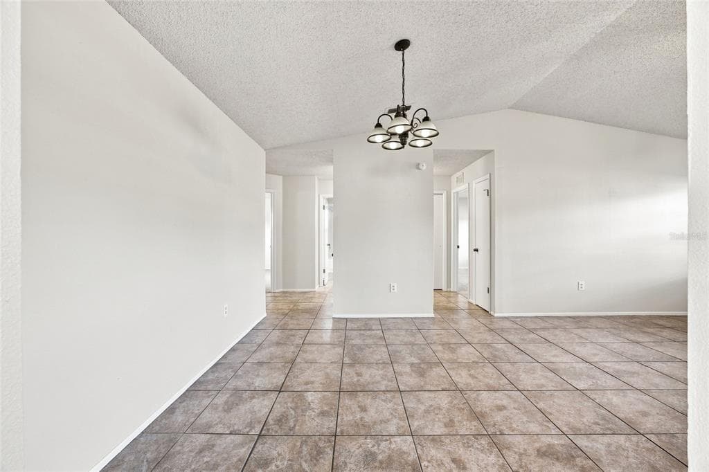7902 ROYAL STEWART DRIVE photo 5