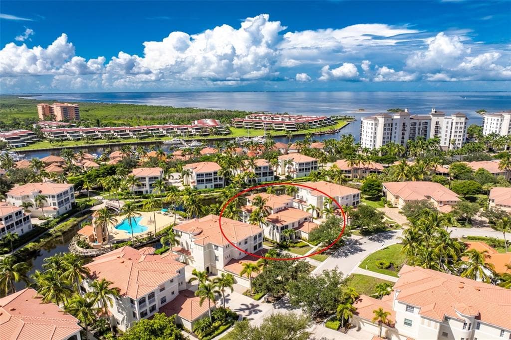 3444 SUNSET KEY CIRCLE 102 photo 2