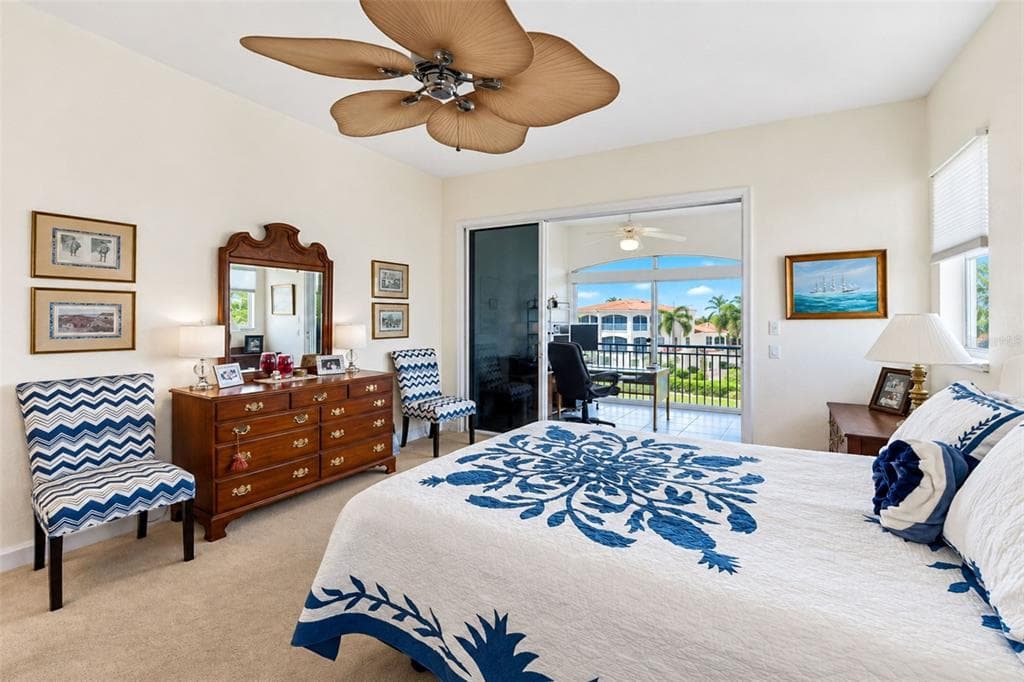 3444 SUNSET KEY CIRCLE 102 photo 25