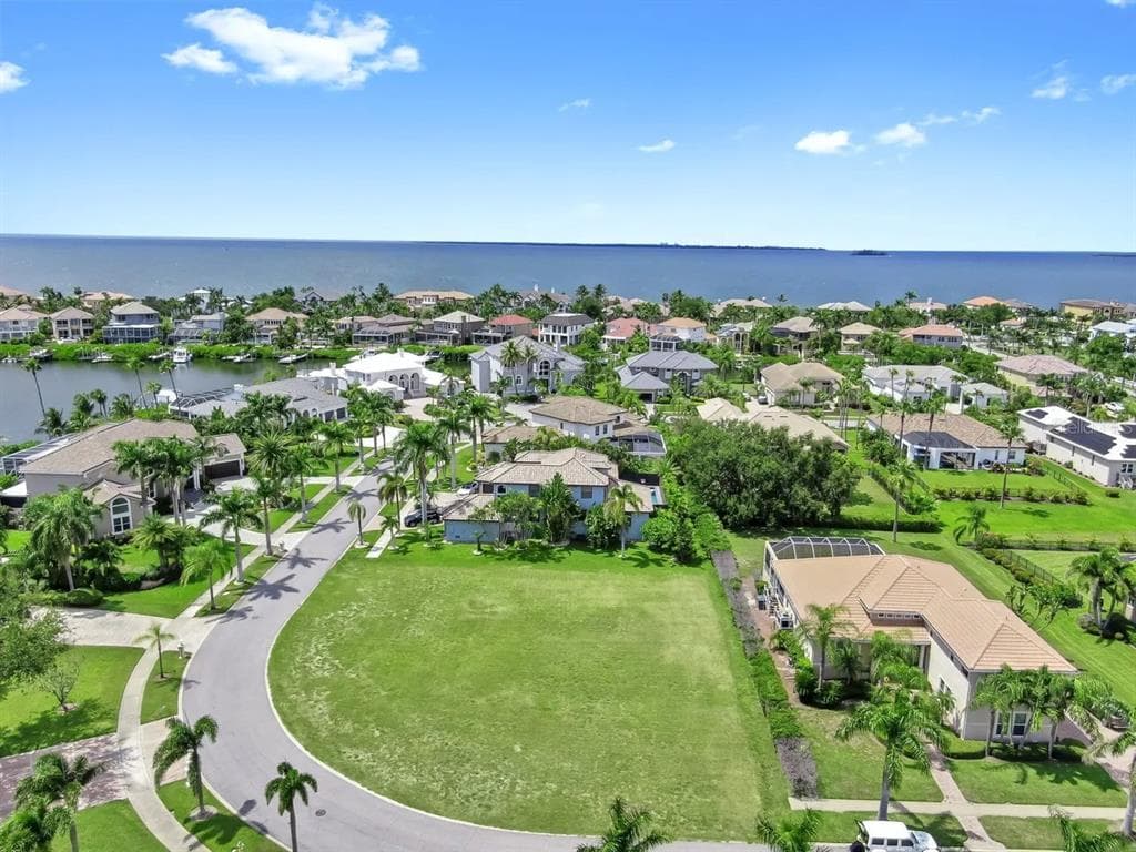 6424 RUBIA CIRCLE photo 14