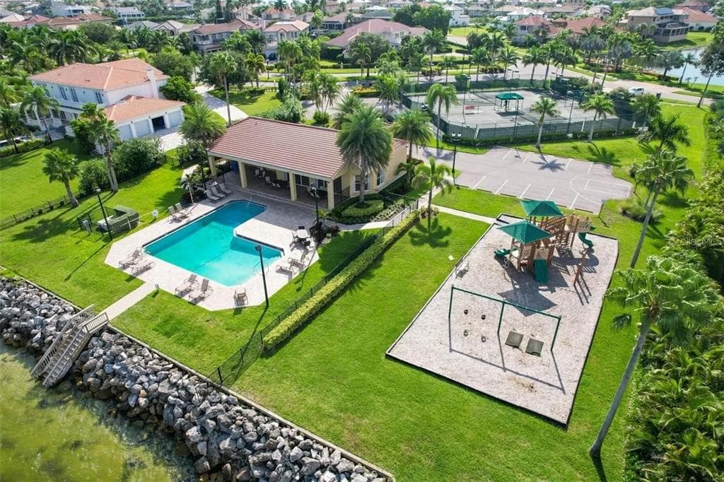 6424 RUBIA CIRCLE photo 18