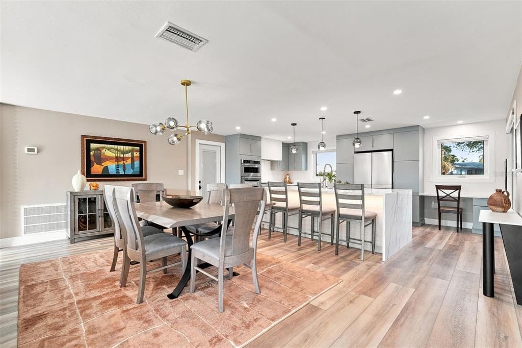 2303 CONSTITUTION BOULEVARD photo 11
