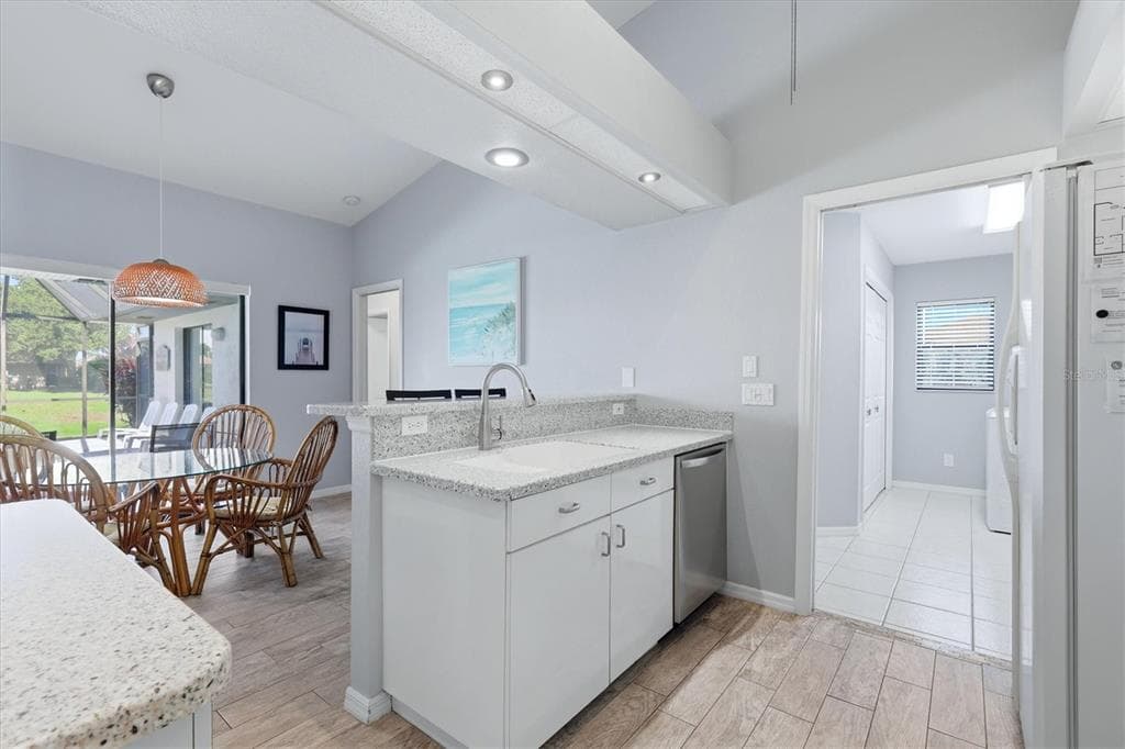 53 SPORTSMAN ROAD photo 21