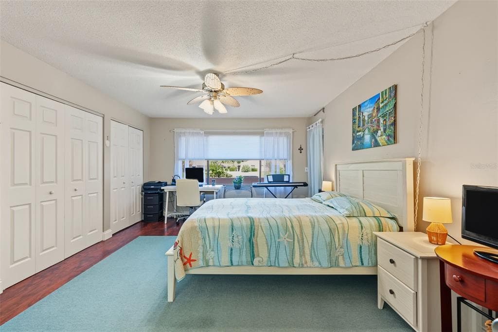 9543 86TH AVENUE 9543 photo 17