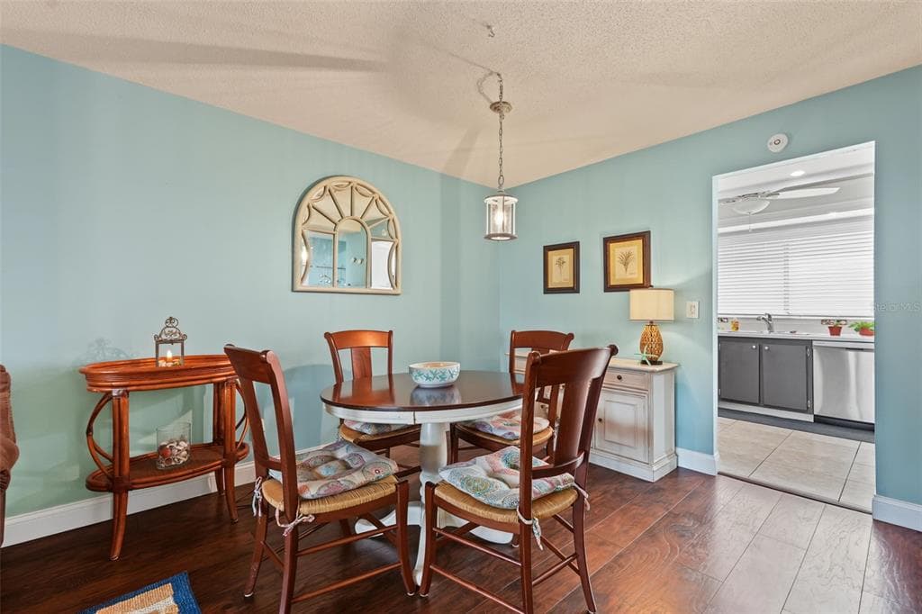 9543 86TH AVENUE 9543 photo 9