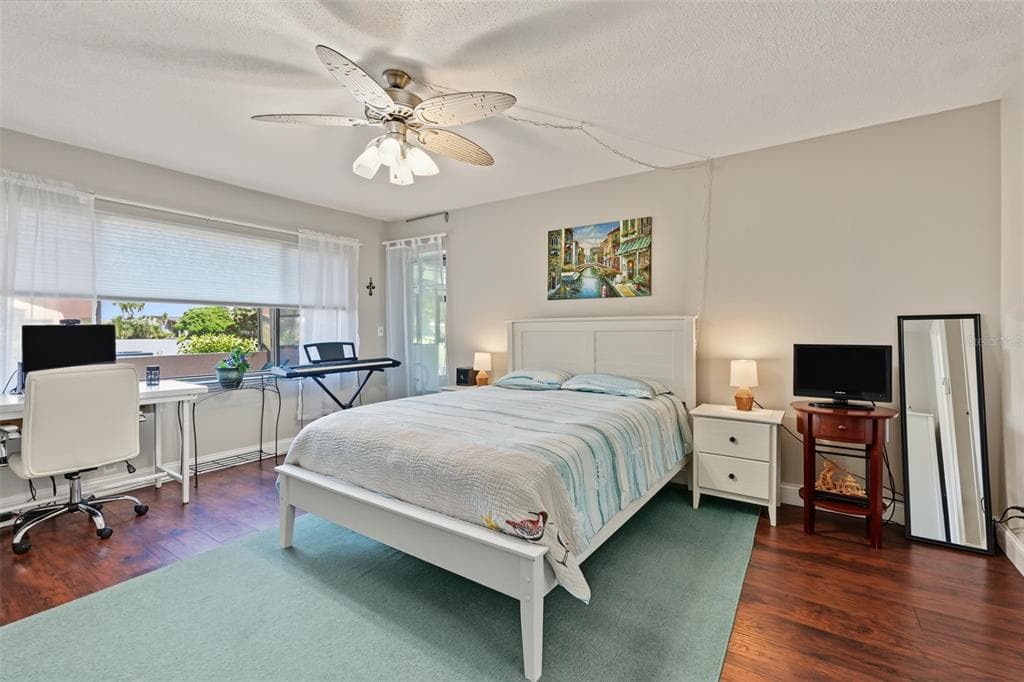 9543 86TH AVENUE 9543 photo 18
