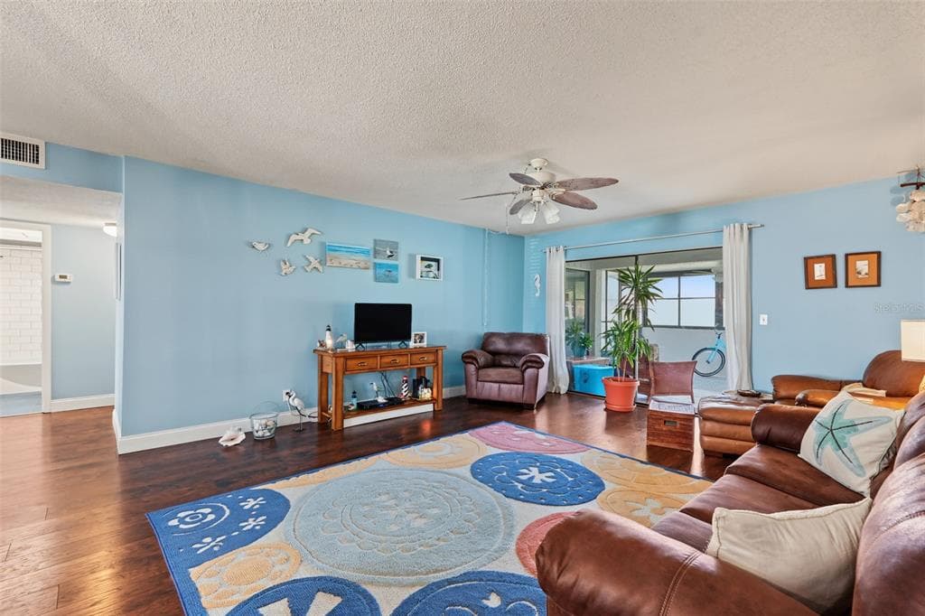 9543 86TH AVENUE 9543 photo 8