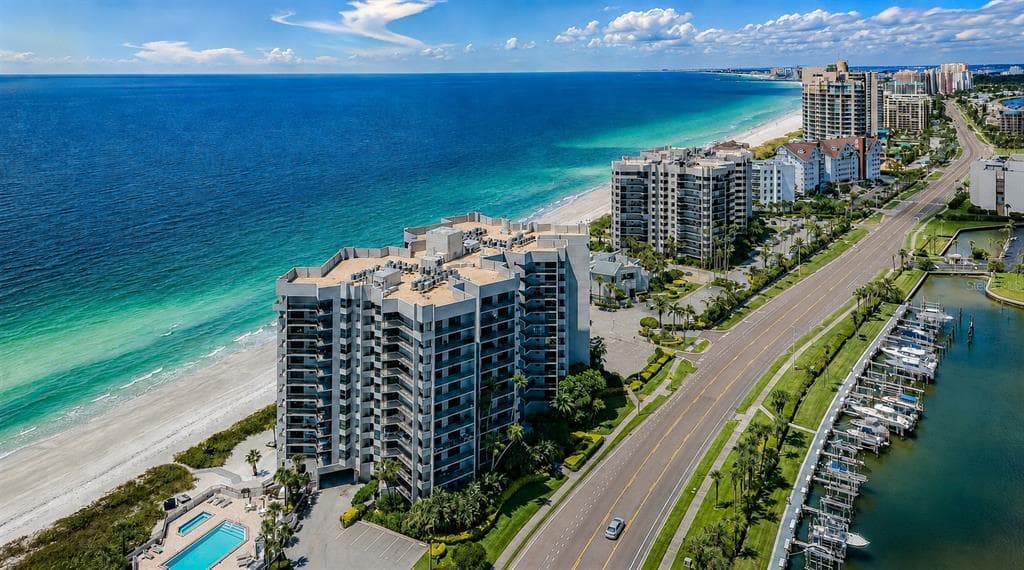 1600 GULF BOULEVARD 1013 photo 2