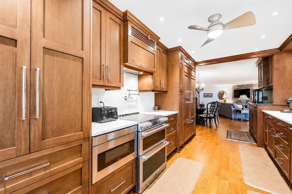 1600 GULF BOULEVARD 1013 photo 24