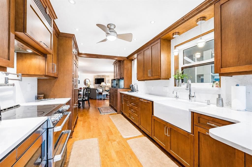 1600 GULF BOULEVARD 1013 photo 25