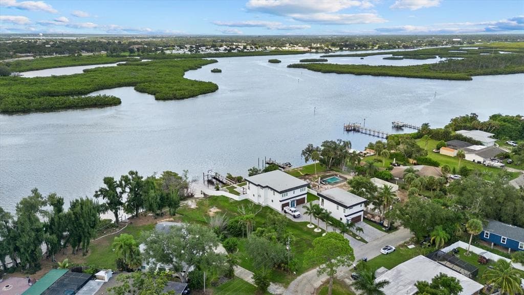 707 TROPICAL DRIVE photo 9