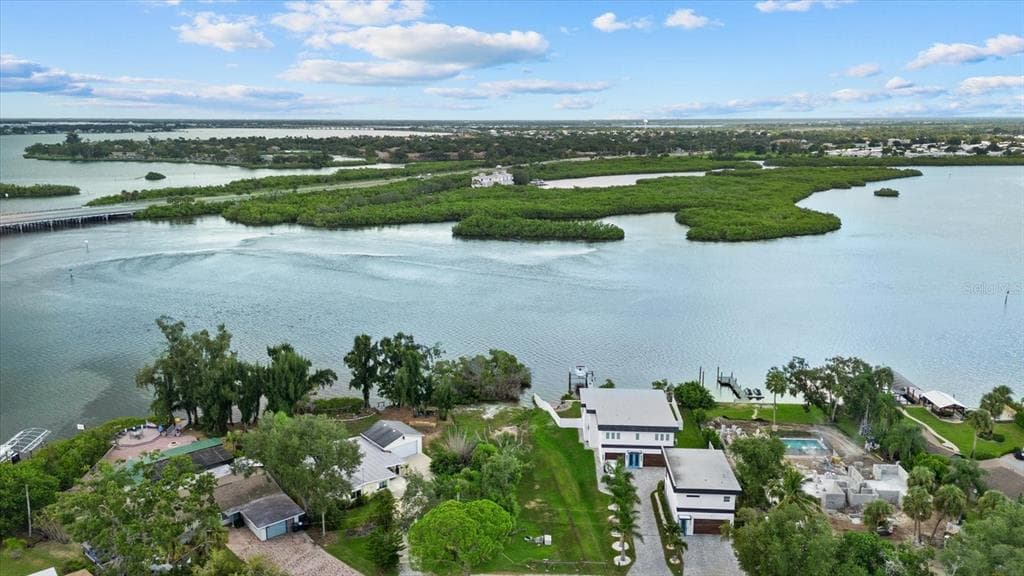 707 TROPICAL DRIVE photo 10