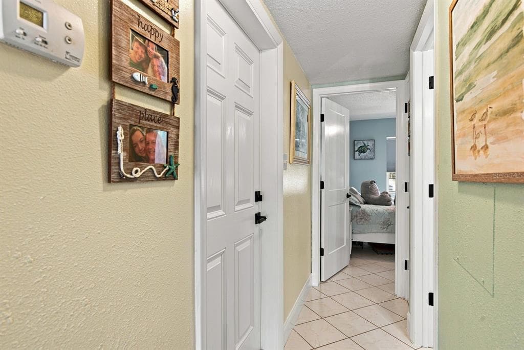 593 WESTWINDS DRIVE 593 photo 11