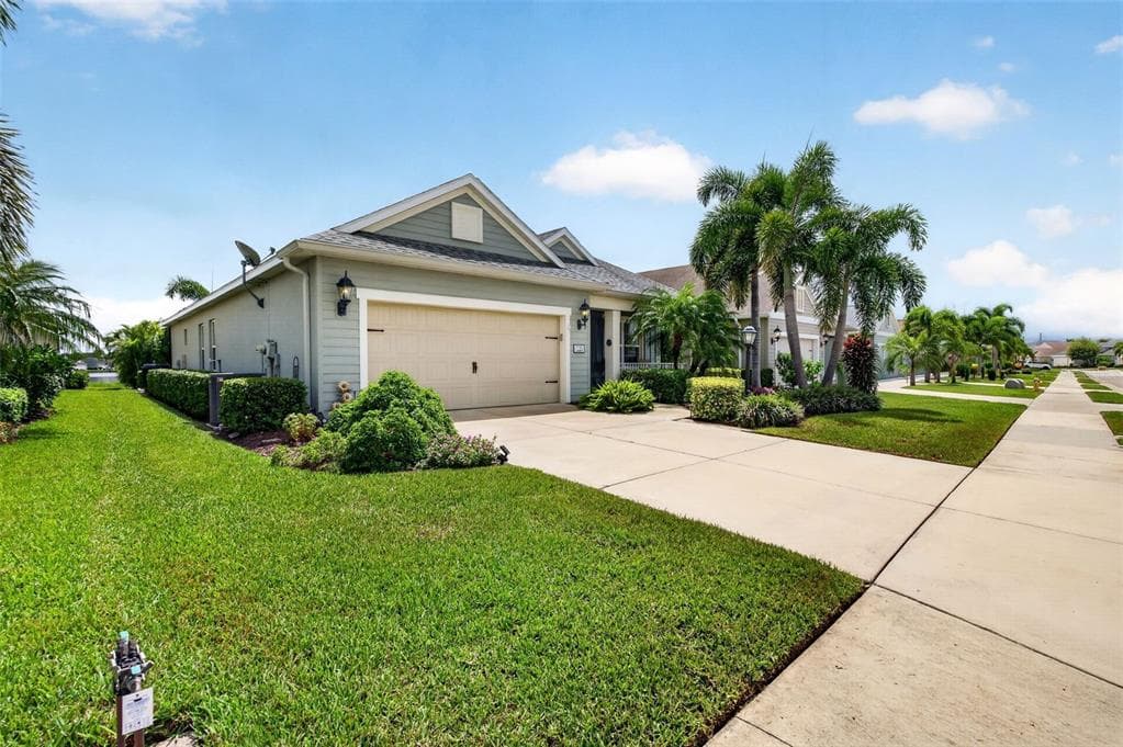 7735 RIDGELAKE CIRCLE photo 3